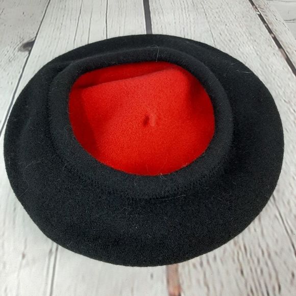Vintage Thick Red Black Wool Reversible Beret Hat Stylish Retro Warm Cla… - Picture 7 of 7